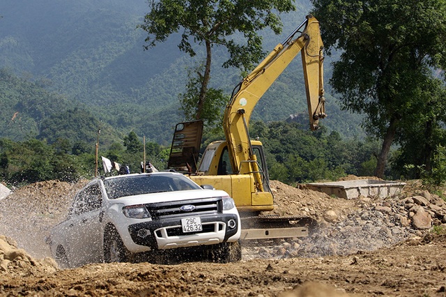 Ford Việt Nam tăng giá Ranger - 1 Ford Việt Nam tăng giá Ranger - 1