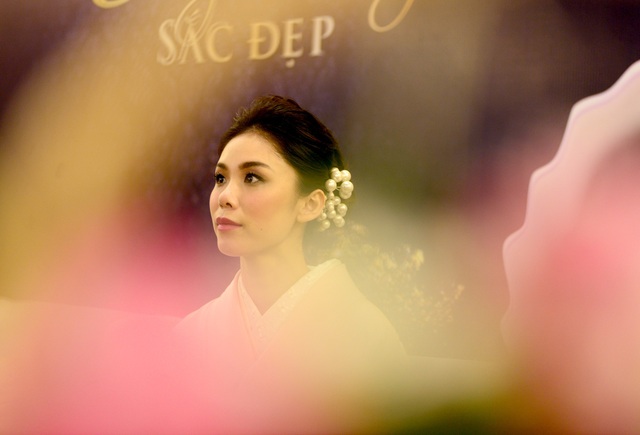 Hoa hậu Hoàn vũ 2007 Riyo Mori: “Trở lại Việt Nam tôi thấy như về nhà” - 5 Hoa hậu Hoàn vũ 2007 Riyo Mori: “Trở lại Việt Nam tôi thấy như về nhà” - 5
