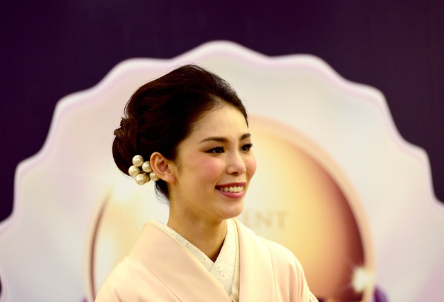 Hoa hậu Hoàn vũ 2007 Riyo Mori: “Trở lại Việt Nam tôi thấy như về nhà” - 9 Hoa hậu Hoàn vũ 2007 Riyo Mori: “Trở lại Việt Nam tôi thấy như về nhà” - 9