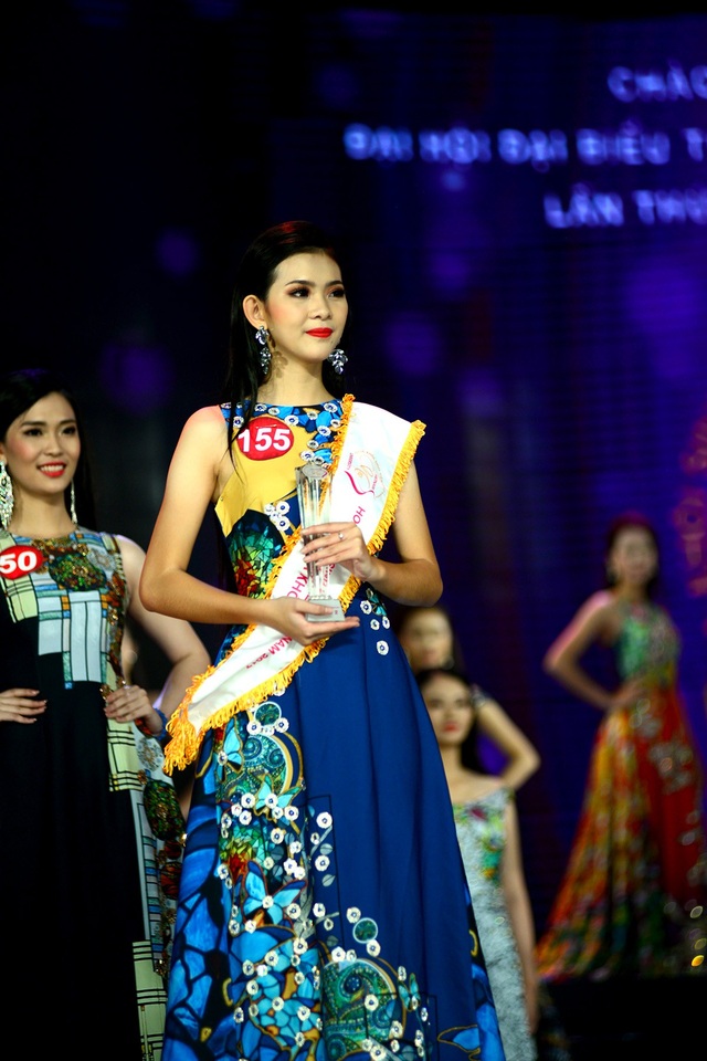 Bất ngờ nữ sinh miền Tây trở thành Hoa khôi Sinh viên Việt Nam 2017 - 10 Thí sinh Đinh Thị Triều Tiên (trường ĐH Văn Hiến TPHCM)