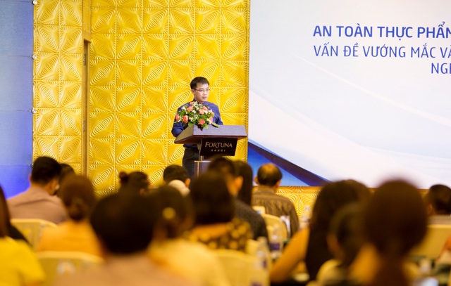 Doanh nghiệp muốn tự công bố tiêu chuẩn thực phẩm, cơ quan quản lý "lắc đầu" - 2 Ông Đậu Anh Tuấn cho rằng, thủ tục công bố hợp quy, công bố phù hợp ATTP của Nghị định 38/2012 như hiện nay là không phù hợp.