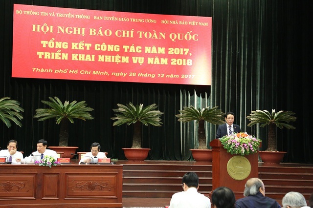 Báo chí có nguy cơ bị mạng xã hội "vượt mặt"! - 1 Hội nghị báo chí toàn quốc tổng kết công tác năm 2017, triển khai nhiệm vụ năm 2018