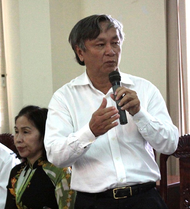 Phê bình Công an Long An vụ chặn xuất cảnh nguyên Giám đốc Sở Y tế - 2 Ông Lê Thanh Liêm - Nguyên Giám đốc Sở Y tế Long An trình bày sự việc.