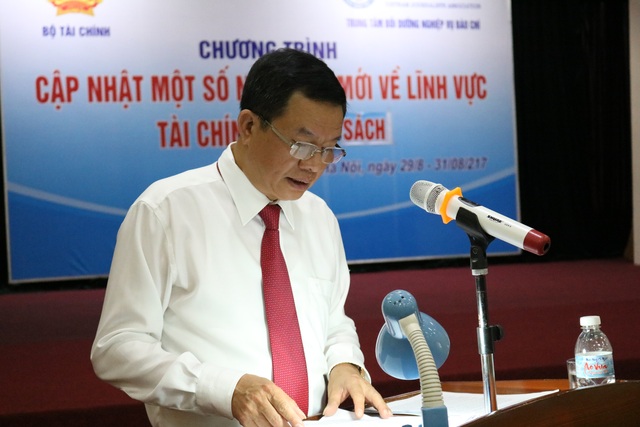 Bộ Tài chính: "Rau thịt không ảnh hưởng, dân nghèo đừng lo" - 1
Ông Phạm Đình Thi, Vụ trưởng Vụ Chính sách thuế (Bộ Tài chính).
