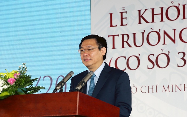 Phó Thủ tướng Vương Đình Huệ: Tiếp tục sửa đổi, bổ sung luật Giáo dục ĐH - 1 Phó Thủ tướng Chính phủ Vương Đình Huệ phát biểu tại lễ khởi công khu đô thị trường ĐH Văn Lang