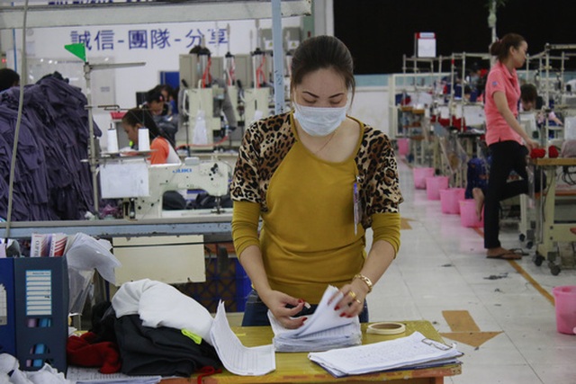 Tiền lương tháng đóng BHXH không được thấp hơn lương tối thiểu vùng - 1 Tiền lương tháng đóng BHXH không được thấp hơn lương tối thiểu vùng - 1