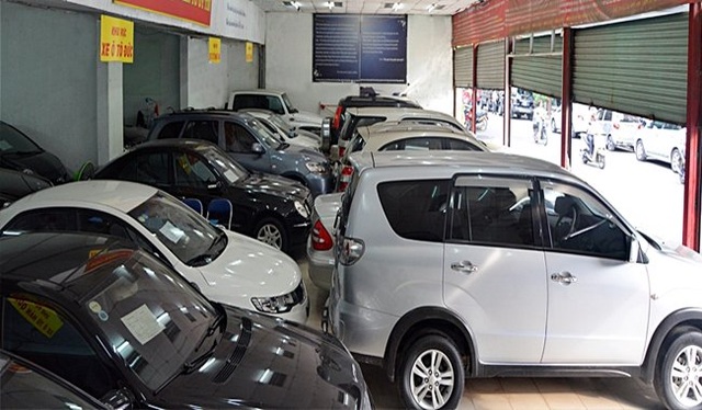 Đại gia ô tô lỗ nặng: Đóng showroom, đi bán nước ngọt, quần áo - 1
Nhiều DN kinh doanh ô tô phải đóng cửa do thua lỗ (ảnh minh họa)
