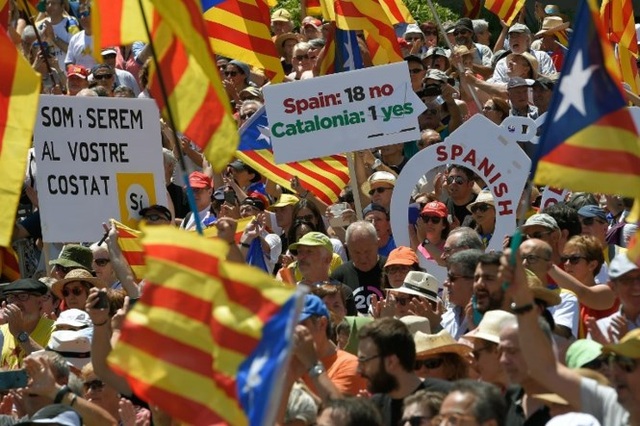 Tách khỏi Tây Ban Nha, Catalonia có thực sự trở thành "miền đất hứa"? - 1
Ảnh: Thelocal