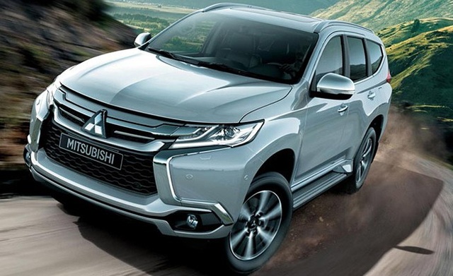Giảm giá hơn 200 triệu, ô tô Mitsubishi đẩy hàng tồn cuối năm - 1
Các xe thuộc dòng All New Pajero Sport nhập khẩu được giảm giá mạnh.