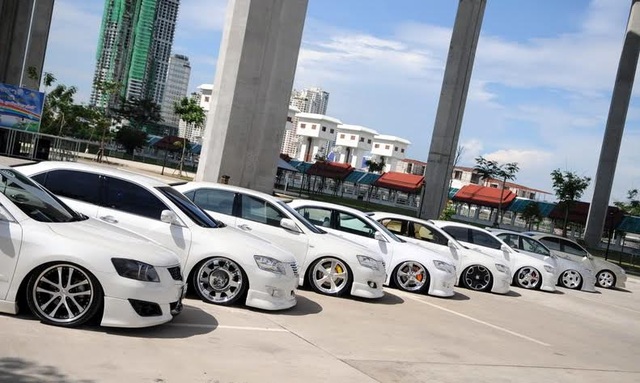 Ô tô giảm giá 150 triệu đồng: Cố chờ 2018 mua xe rẻ - 2
Người Việt vẫn luôn mơ về giấc mơ ô tô giá rẻ