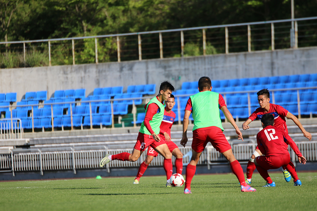 Giải pháp theo dõi FIFA U-20 World Cup qua Internet - 1 Đội tuyển U-20 Việt Nam tập luyện tại Hàn Quốc
