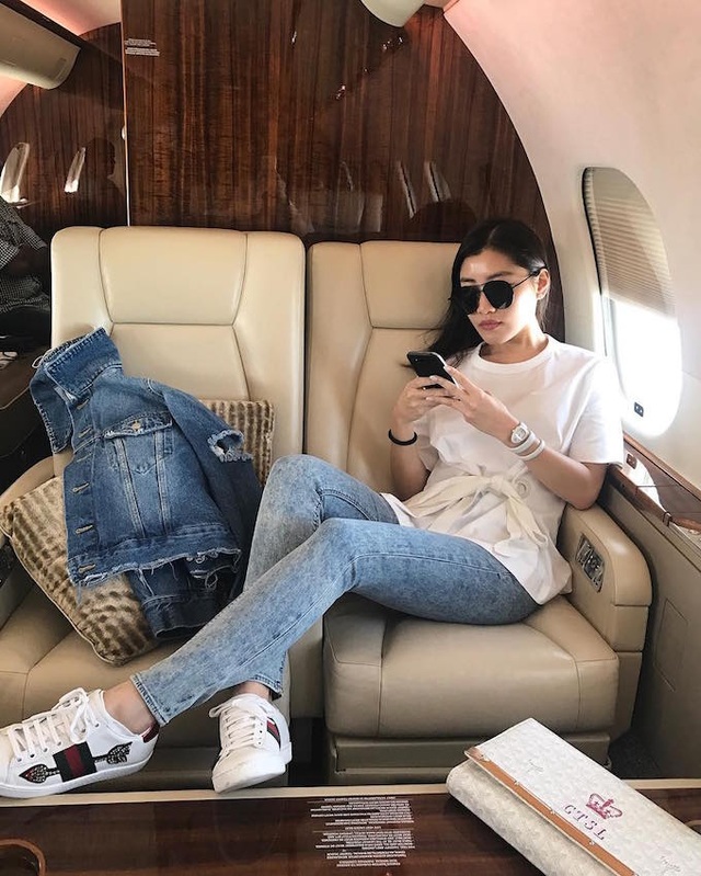 Cuộc sống sang chảnh của nữ giám đốc 28 tuổi xinh như hot girl - 2 Cô có 178,000 người theo dõi trên mạng xã hội Instagram.