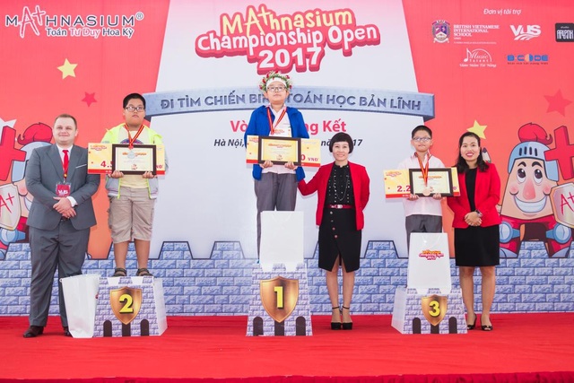 Lộ diện 5 thủ lĩnh xuất sắc nhất tại cuộc thi Toán Tư duy Mathnasium Championship Mở rộng 2017 - 1
Những thí sinh xuất sắc nhất đã lộ diện tại Vòng Chung kết Mathnasium Championship Giải mở rộng mùa đầu tiên.