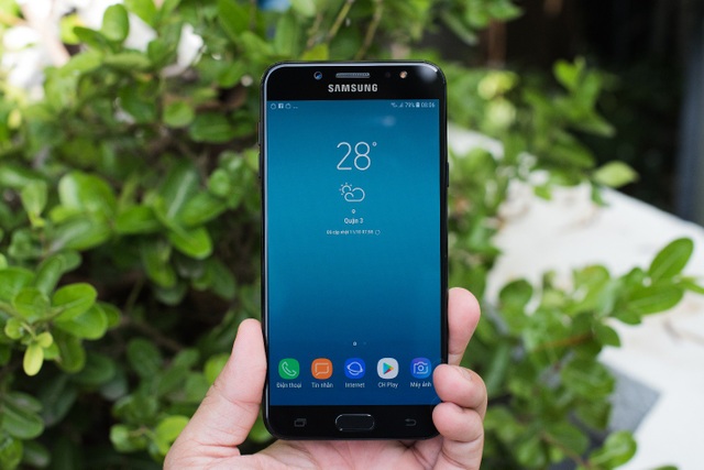 Samsung đưa chiến lược mới thông qua dòng Galaxy J - 1 Galaxy J ngày càng được người dùng yêu mến, nhất là những người trẻ
