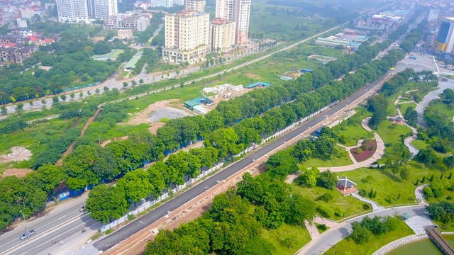 Công trường đường vành đai hơn 8.500 tỷ đồng ở Hà Nội - 12
Đường vành đai 3 đoạn Mai Dịch - cầu Thăng Long sau khi hoàn thành sẽ giúp nâng cao năng lực giao thông cho tuyến huyết mạch từ nội thành đi sân bay Nội Bài và các tỉnh, khu công nghiệp phía Bắc và Đông Bắc. Đồng thời, dần khép kín đường vành đai 3 trên cao của Hà Nội.