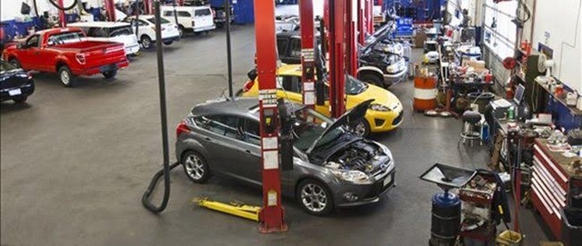 Tính kế làm giàu 2017: Buôn ô tô, tiền to lãi đậm - 2
Nhu cầu sử dụng ô tô tăng cao kéo theo dịch vụ nở rộ (Ảnh minh họa)
