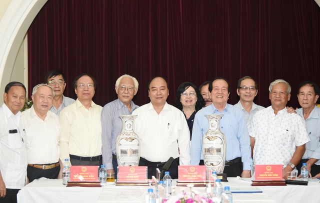 Thủ tướng luôn lắng nghe ý tưởng xây dựng đất nước của văn nghệ sĩ - 3
Ảnh: VGP/Quang Hiếu