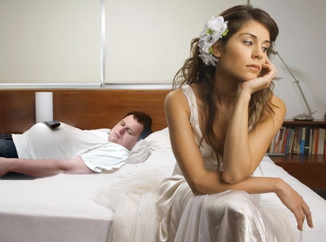 Trời sinh đôi mắt để dòm cái chi? - 3
Những người béo bụng thì thường bị suy giảm ham muốn tình dục. Ảnh minh họa