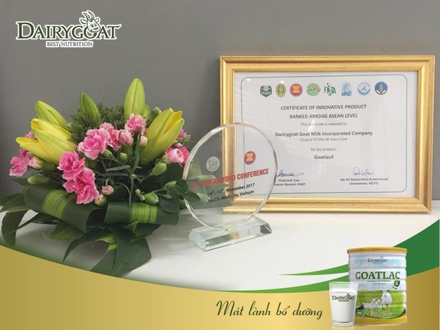 Giải thưởng “Thực phẩm đổi mới, sáng tạo đẳng cấp ASEAN” - 2 Bằng chứng nhận và Cup dành cho sản phẩm Goatlac 4 của Công ty Cổ phần Sữa dê Dairygoat