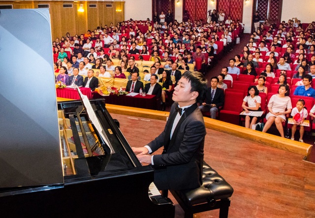 Tiếp tục đầu tư cho người học ngành Y dược và Âm nhạc hàn lâm Việt - 2
Cần tạo thêm sân chơi để âm nhạc hàn lâm phát triển tại Việt Nam.