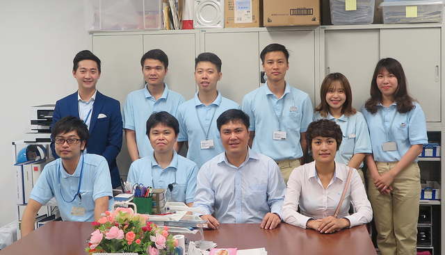 Uy tín và thành công của một doanh nghiệp du học Nhật Bản - 3 Ban lãnh đạo HAVICO trong một lần thăm cơ sở làm thêm của du học sinh tại Nhật Bản