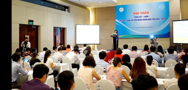 Chặng đường một năm đầu tiên Chương trình Hỗ trợ Bệnh nhân ung thư gan, thận - 3 Toàn cảnh Hội Thảo Tổng kết 1 năm chương trình Hỗ trợ bệnh nhân ung thư gan, thận.