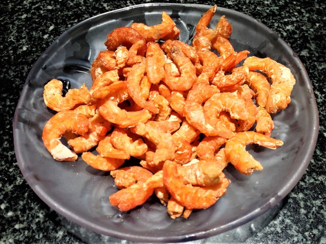 Chua chua, giòn giòn gỏi xoài tôm khô - 4
Tôm khô