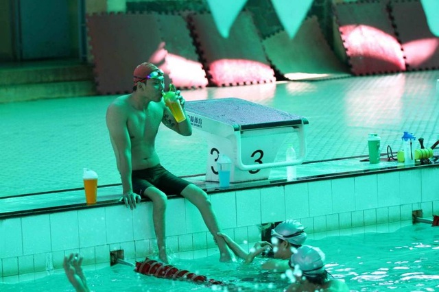 Cuộc sống đời thường của những “người hùng” mang vinh quang về cho đất nước trong Para Games 9 - 3 VĐV Võ Thanh Tùng luôn chú trọng luyện tập đi kèm chế độ dinh dưỡng khoa học