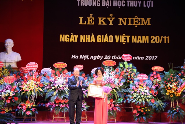 Trường ĐH Thủy Lợi tri ân các thế hệ nhà giáo - 3 Trường ĐH Thủy Lợi tri ân các thế hệ nhà giáo - 3