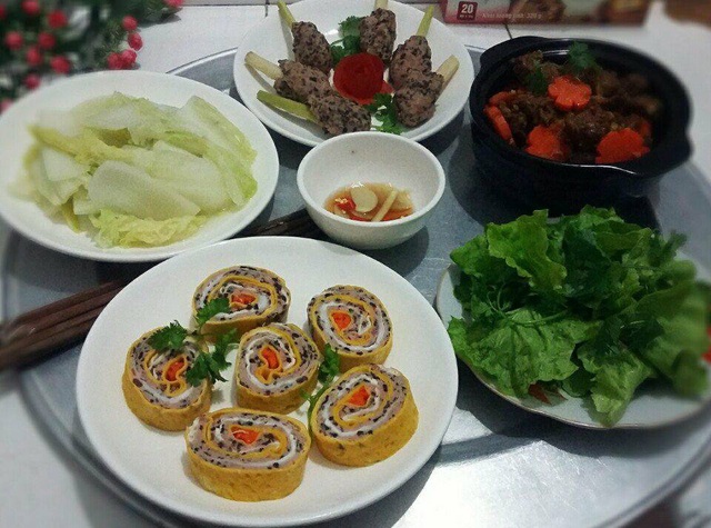 Cô vợ suốt ngày than béo nhưng lúc nào cũng nấu la liệt đồ ăn - 13 Cô vợ suốt ngày than béo nhưng lúc nào cũng nấu la liệt đồ ăn - 13