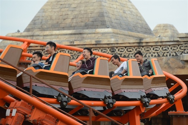 "Niềm vui tột đỉnh tại công viên chủ đề lớn nhất Đông Nam Á Dragon Park” - 6 "Niềm vui tột đỉnh tại công viên chủ đề lớn nhất Đông Nam Á Dragon Park” - 6