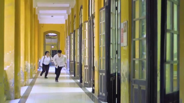 Nắm trong tay những bí kíp này, đời sinh viên sẽ chẳng mấy chốc “nở hoa”!!! - 6
Cuống cuồng cuồng để kịp điểm danh là sinh viên, ai mà chưa từng trải qua cơ chứ