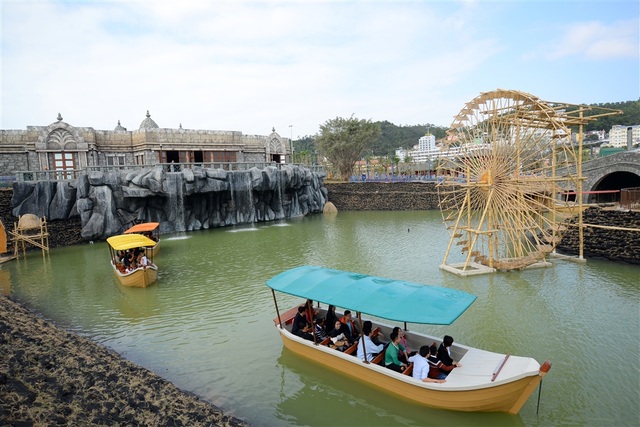 "Niềm vui tột đỉnh tại công viên chủ đề lớn nhất Đông Nam Á Dragon Park” - 7 "Niềm vui tột đỉnh tại công viên chủ đề lớn nhất Đông Nam Á Dragon Park” - 7