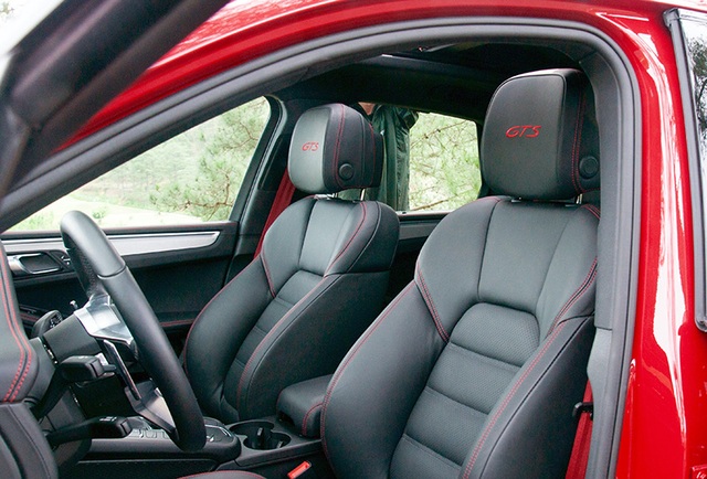 Porsche Macan GTS mới có gì để tự hào? - 11
Ghế ngồi thể thao GTS tiêu chuẩn