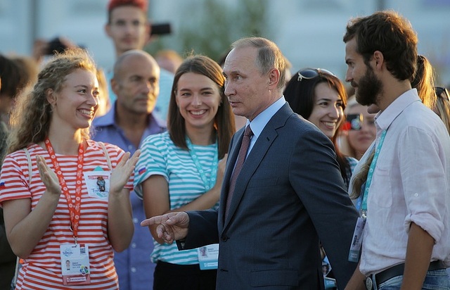 Tỷ lệ ủng hộ ấn tượng của người Nga dành cho Tổng thống Putin - 1 Tổng thống Vladimir Putin (Ảnh: TASS)