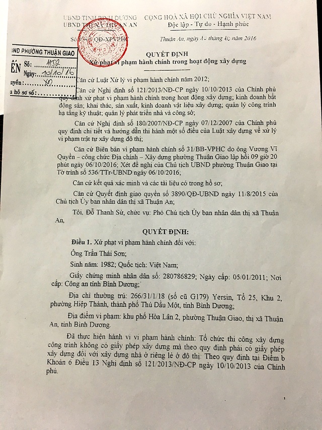 Công trình vi phạm trật tự xây dựng, chính quyền làm ngơ? - 3 Quyết định xử phạt đã ban hành gần 7 tháng nhưng công trình xây dựng không phép tại địa bàn phường Thuận Giao vẫn bị xử lý.
