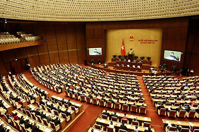 Kinh tế tăng trưởng mạnh, GDP bình quân đầu người ước đạt 2.400 USD - 1 Kinh tế tăng trưởng mạnh, GDP bình quân đầu người ước đạt 2.400 USD - 1