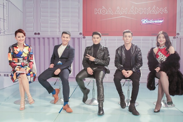 MC Thể thao VTV Quỳnh Chi dẫn chương trình The Remix - 7 Và khen Mai Tiến Dũng hòa nhã, ham học hỏi