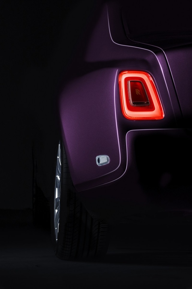 Rolls-Royce giới thiệu Phantom thế hệ mới - 7 Rolls-Royce giới thiệu Phantom thế hệ mới - 7