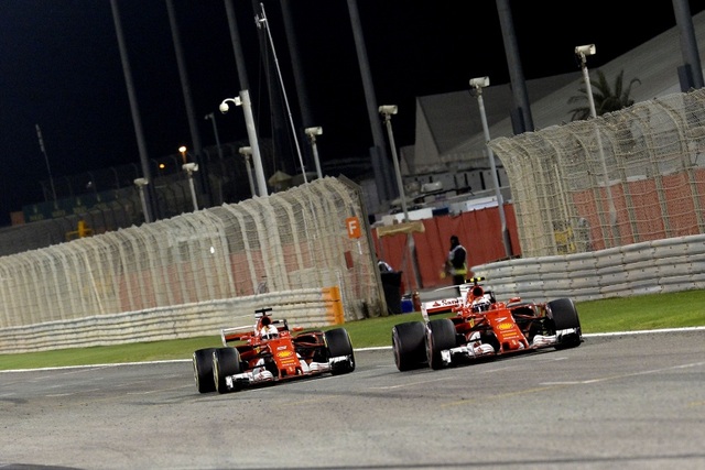 Đánh bại Hamilton và Bottas, Vettel có chiến thắng chặng thứ 2 - 11 Đánh bại Hamilton và Bottas, Vettel có chiến thắng chặng thứ 2 - 11