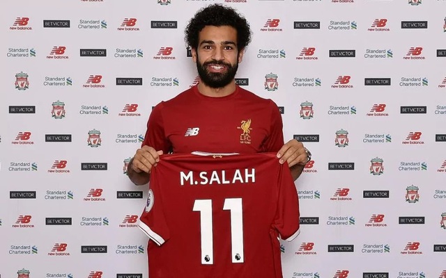 Các đội bóng Premier League mua gì trước ngày cuối chuyển nhượng mùa Hè 2017? - 4
Từng là hàng thải ở Chelsea, nhưng Salah lại đang là cầu thủ bom tấn của Liverpool