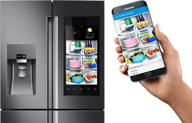 Điện máy gia dụng chạy trên… màn hình di động - 2
Dòng tủ lạnh thông minh Family Hub 2.0 với màn hình cảm ứng LED 21.5 inch có tính năng kết nối Internet.