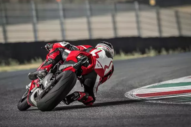 Động cơ V4 - Kỉ nguyên mới của Ducati? - 8 Động cơ V4 - Kỉ nguyên mới của Ducati? - 8