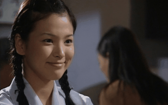 Hành trình nhan sắc của Song Hye Kyo trong 20 năm tham gia làng giải trí - 3 Hành trình nhan sắc của Song Hye Kyo trong 20 năm tham gia làng giải trí - 3