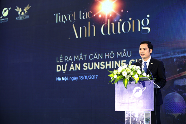 “Mục sở thị” căn hộ mẫu tại dự án đáng sống bậc nhất Hà Nội - 7
Ông Đỗ Văn Trường - TGĐ Sunshine Group cam kết về tiến độ của dự án với khách hàng