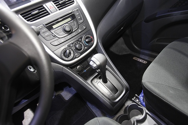 Toyota Wigo, Suzuki Celerio có "xứng tầm" với anh em Hyundai-KIA? - 8 Toyota Wigo, Suzuki Celerio có "xứng tầm" với anh em Hyundai-KIA? - 8