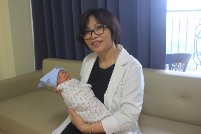 Cứu sống thai nhi trong gang tấc nhờ "báo động đỏ" - 2
Thạc sỹ Đinh Thị Hiền Lê, Trưởng khoa Phụ sản (BV Đa khoa Tâm Anh)