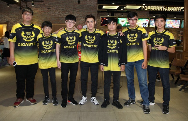 Đội thể thao điện tử Việt Nam tham dự vòng chung kết giải thế giới - 1 Đội Gigabyte Marines đại diện cho Việt Nam tham dự VCK giải thể thao điện tử thế giới, nội dung Liên minh huyền thoại