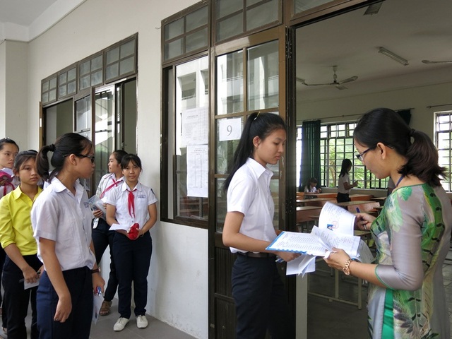 Đà Nẵng: 300 chỉ tiêu tuyển sinh vào lớp 10 THPT chuyên Lê Quý Đôn - 1 Đà Nẵng có 300 chỉ tiêu tuyển sinh vào lớp 10 THPT chuyên Lê Quý Đôn năm học 2017 - 2018 (ảnh minh họa: HS thi vào lớp 10 tại Đà Nẵng năm 2016)