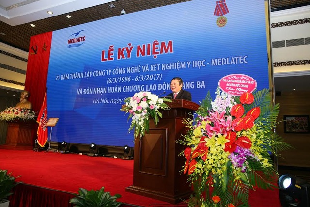 Bệnh viện Đa khoa Medlatec đón nhận Huân chương Lao động hạng ba - 2 Bệnh viện Đa khoa Medlatec đón nhận Huân chương Lao động hạng ba - 2